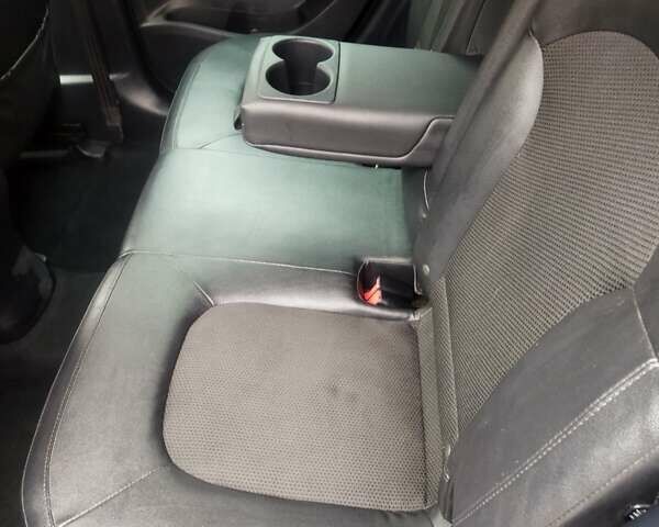 Черный Хендай их35, объемом двигателя 1.7 л и пробегом 252 тыс. км за 14900 $, фото 15 на Automoto.ua