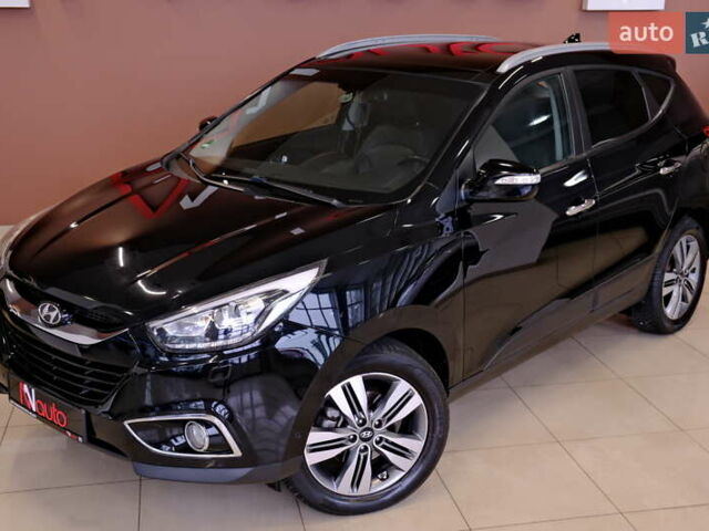 Черный Хендай их35, объемом двигателя 2 л и пробегом 182 тыс. км за 15500 $, фото 9 на Automoto.ua