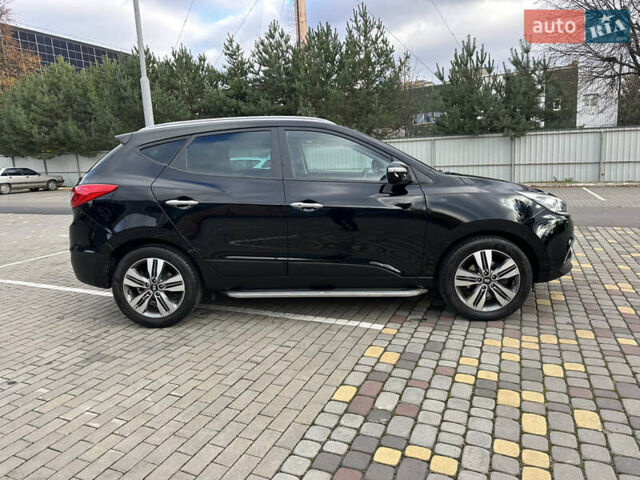 Чорний Хендай іх35, об'ємом двигуна 2 л та пробігом 164 тис. км за 17100 $, фото 3 на Automoto.ua