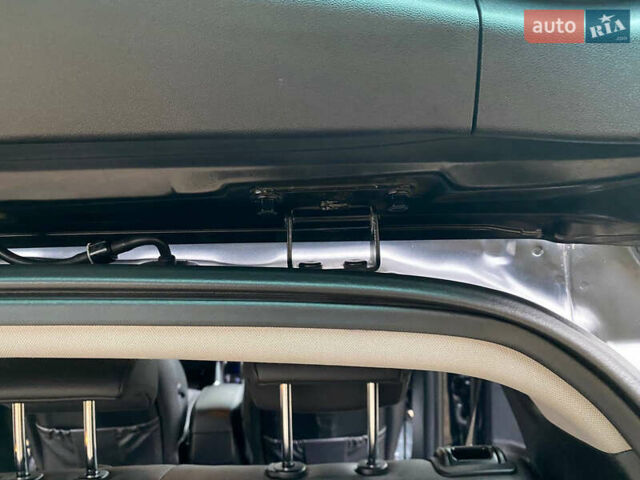 Чорний Хендай іх35, об'ємом двигуна 2 л та пробігом 160 тис. км за 15599 $, фото 86 на Automoto.ua