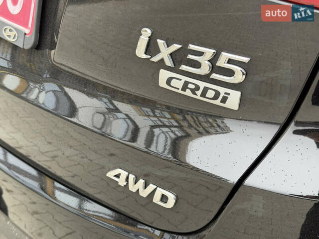 Чорний Хендай іх35, об'ємом двигуна 2 л та пробігом 240 тис. км за 15800 $, фото 14 на Automoto.ua
