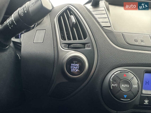 Чорний Хендай іх35, об'ємом двигуна 2 л та пробігом 164 тис. км за 17100 $, фото 27 на Automoto.ua