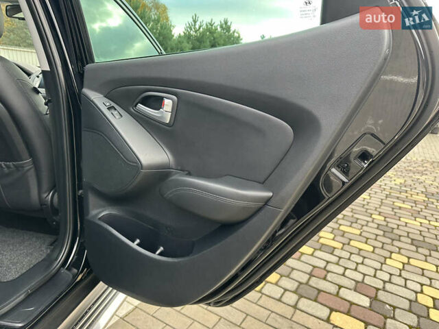 Чорний Хендай іх35, об'ємом двигуна 2 л та пробігом 164 тис. км за 17100 $, фото 20 на Automoto.ua