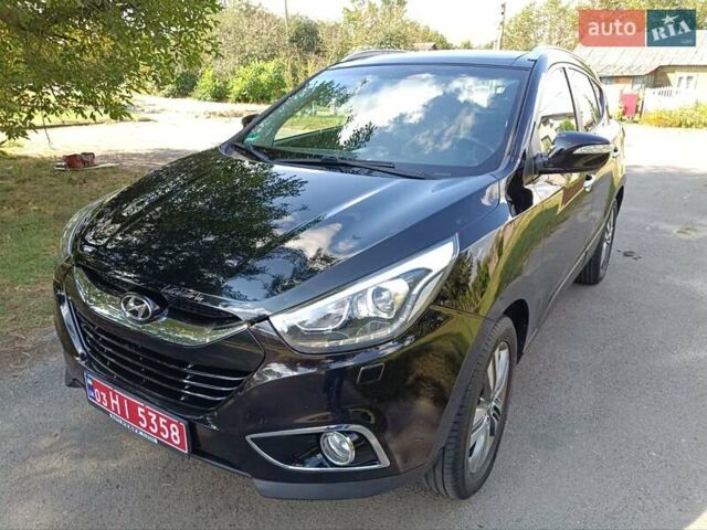 Черный Хендай их35, объемом двигателя 2 л и пробегом 207 тыс. км за 15750 $, фото 3 на Automoto.ua
