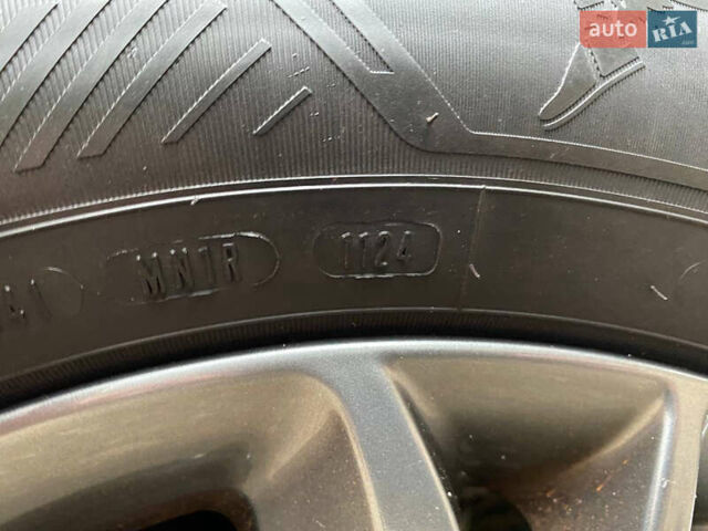 Чорний Хендай іх35, об'ємом двигуна 2 л та пробігом 160 тис. км за 15599 $, фото 107 на Automoto.ua