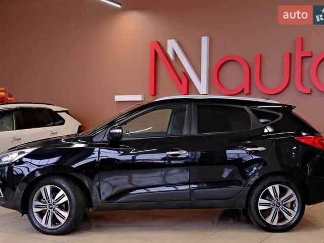 Черный Хендай их35, объемом двигателя 2 л и пробегом 182 тыс. км за 15500 $, фото 12 на Automoto.ua