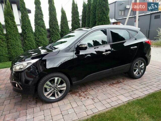 Черный Хендай их35, объемом двигателя 2 л и пробегом 152 тыс. км за 14950 $, фото 6 на Automoto.ua