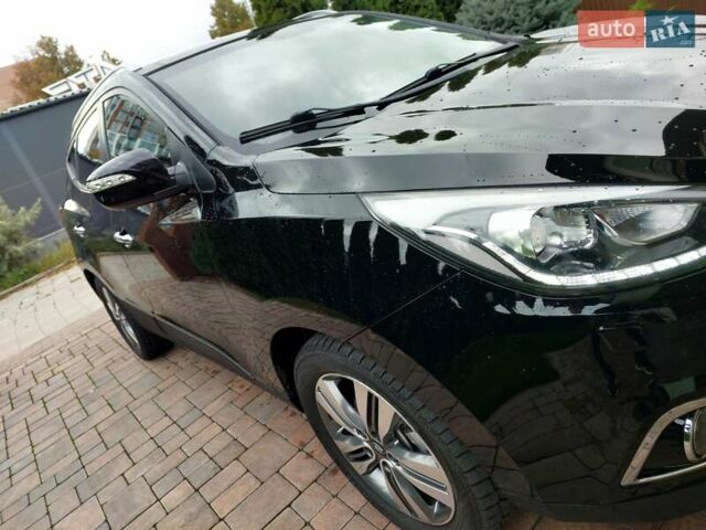 Черный Хендай их35, объемом двигателя 2 л и пробегом 152 тыс. км за 14950 $, фото 13 на Automoto.ua