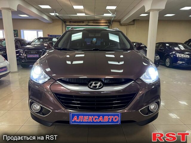 Хендай их35 2011 в Кропивницком (Кировограде) на Automoto.ua Коричневый Хендай их35, объемом двигателя 2 л и пробегом 167 тыс. км за 11900 $, фото 1 на Automoto.ua