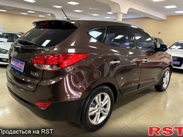 Хендай их35 2011 в Кропивницком (Кировограде) на Automoto.ua Коричневый Хендай их35, объемом двигателя 2 л и пробегом 167 тыс. км за 11900 $, фото 5 на Automoto.ua