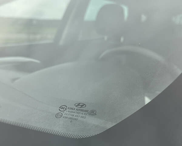 Коричневый Хендай их35, объемом двигателя 2 л и пробегом 209 тыс. км за 12200 $, фото 12 на Automoto.ua