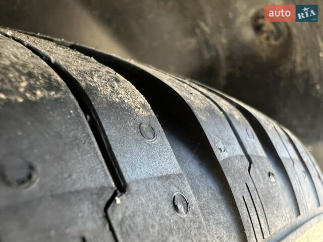 Коричневый Хендай их35, объемом двигателя 2 л и пробегом 184 тыс. км за 16450 $, фото 23 на Automoto.ua