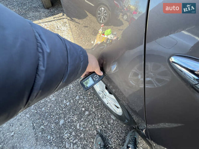 Коричневый Хендай их35, объемом двигателя 2 л и пробегом 184 тыс. км за 16450 $, фото 56 на Automoto.ua