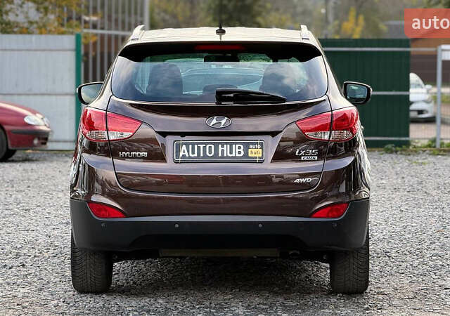 Коричневый Хендай их35, объемом двигателя 2 л и пробегом 216 тыс. км за 13900 $, фото 9 на Automoto.ua