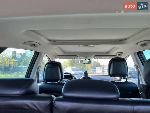 Коричневый Хендай их35, объемом двигателя 2 л и пробегом 184 тыс. км за 16450 $, фото 19 на Automoto.ua