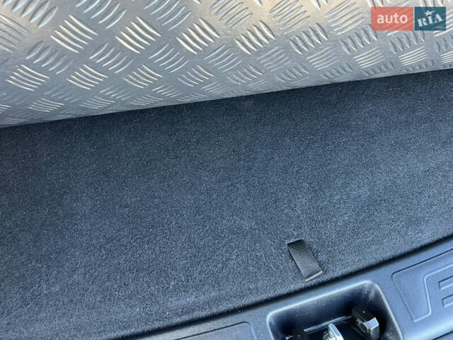 Коричневый Хендай их35, объемом двигателя 2 л и пробегом 184 тыс. км за 16450 $, фото 22 на Automoto.ua