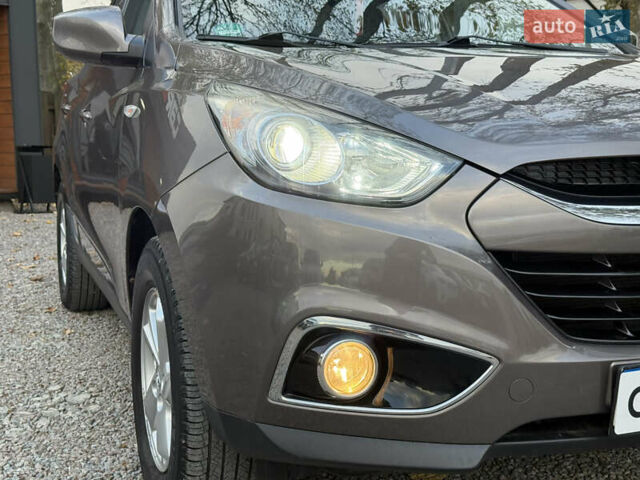 Хендай их35 2013 в Стрые на Automoto.ua Коричневый Хендай их35, объемом двигателя 1.7 л и пробегом 218 тыс. км за 12700 $, фото 25 на Automoto.ua