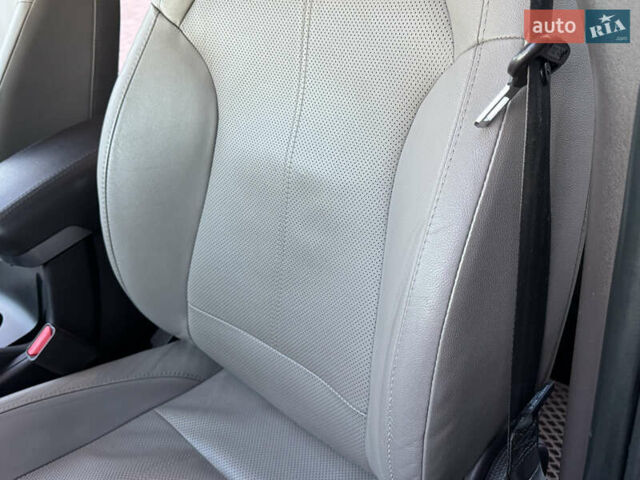 Коричневий Хендай іх35, об'ємом двигуна 2 л та пробігом 176 тис. км за 14500 $, фото 51 на Automoto.ua