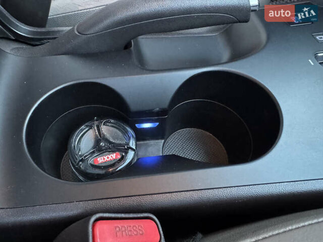 Коричневий Хендай іх35, об'ємом двигуна 2 л та пробігом 176 тис. км за 14500 $, фото 42 на Automoto.ua