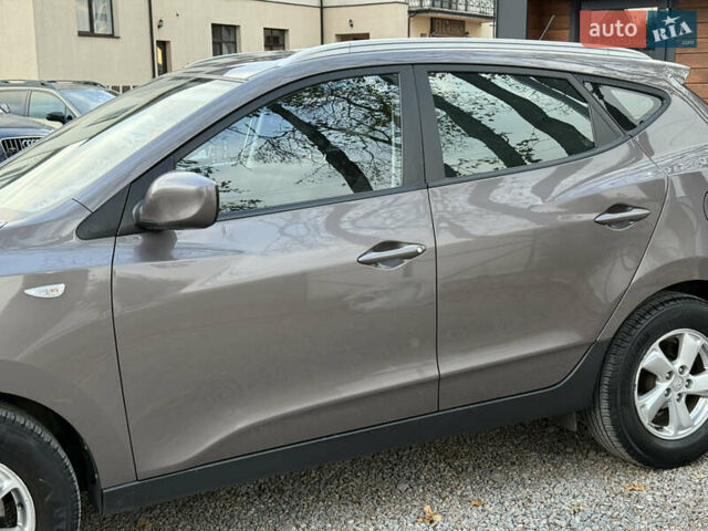Хендай их35 2013 в Стрые на Automoto.ua Коричневый Хендай их35, объемом двигателя 1.7 л и пробегом 218 тыс. км за 12700 $, фото 5 на Automoto.ua