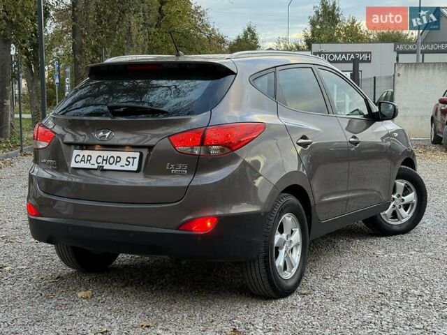 Хендай их35 2013 в Стрые на Automoto.ua Коричневый Хендай их35, объемом двигателя 1.7 л и пробегом 218 тыс. км за 12700 $, фото 1 на Automoto.ua