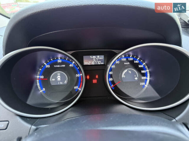 Хендай их35 2013 в Стрые на Automoto.ua Коричневый Хендай их35, объемом двигателя 1.7 л и пробегом 218 тыс. км за 12700 $, фото 37 на Automoto.ua