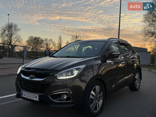 Коричневий Хендай іх35, об'ємом двигуна 2 л та пробігом 176 тис. км за 14500 $, фото 2 на Automoto.ua