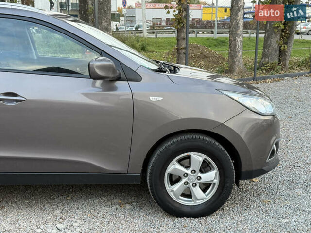 Хендай их35 2013 в Стрые на Automoto.ua Коричневый Хендай их35, объемом двигателя 1.7 л и пробегом 218 тыс. км за 12700 $, фото 22 на Automoto.ua