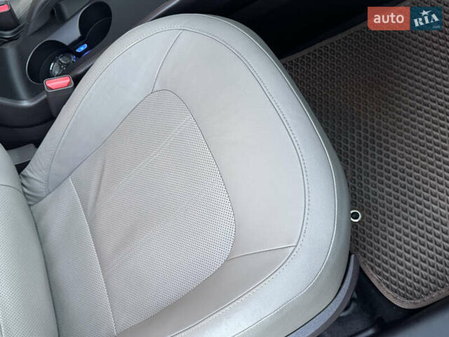 Коричневий Хендай іх35, об'ємом двигуна 2 л та пробігом 176 тис. км за 14500 $, фото 35 на Automoto.ua