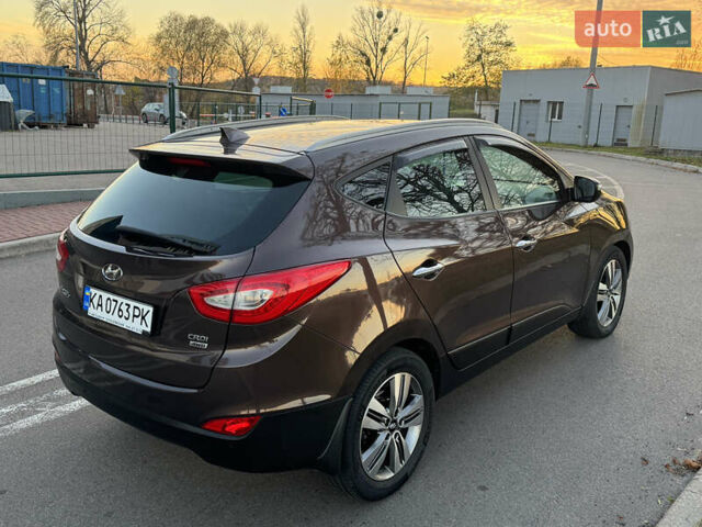 Коричневий Хендай іх35, об'ємом двигуна 2 л та пробігом 176 тис. км за 14500 $, фото 8 на Automoto.ua