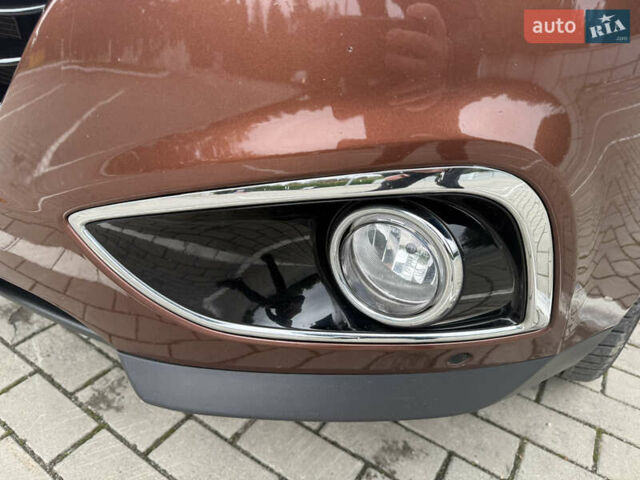 Коричневий Хендай іх35, об'ємом двигуна 2 л та пробігом 211 тис. км за 17400 $, фото 37 на Automoto.ua