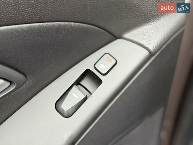 Коричневий Хендай іх35, об'ємом двигуна 2 л та пробігом 230 тис. км за 15300 $, фото 27 на Automoto.ua