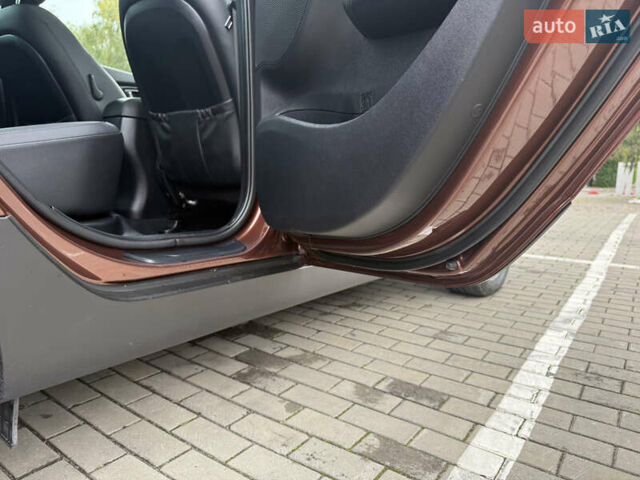 Коричневий Хендай іх35, об'ємом двигуна 2 л та пробігом 211 тис. км за 17400 $, фото 72 на Automoto.ua