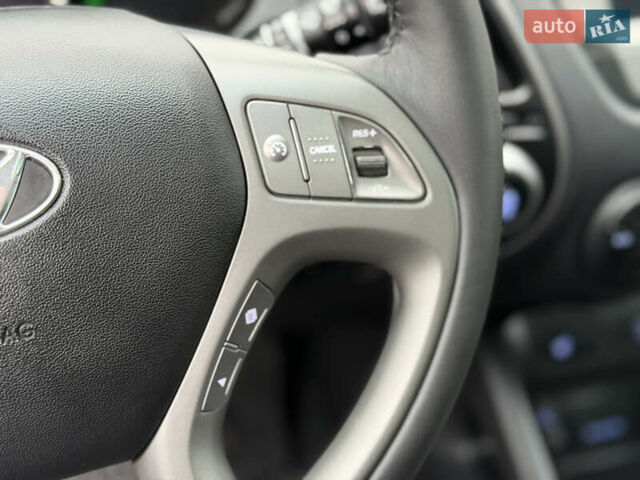 Коричневий Хендай іх35, об'ємом двигуна 2 л та пробігом 230 тис. км за 14300 $, фото 39 на Automoto.ua