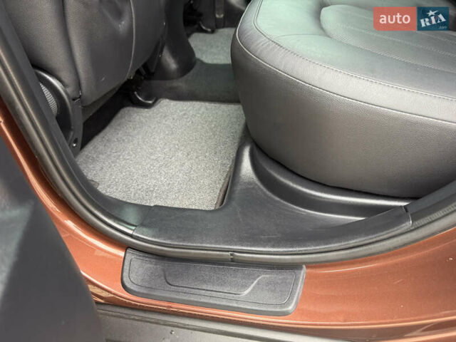 Коричневий Хендай іх35, об'ємом двигуна 2 л та пробігом 211 тис. км за 17400 $, фото 85 на Automoto.ua