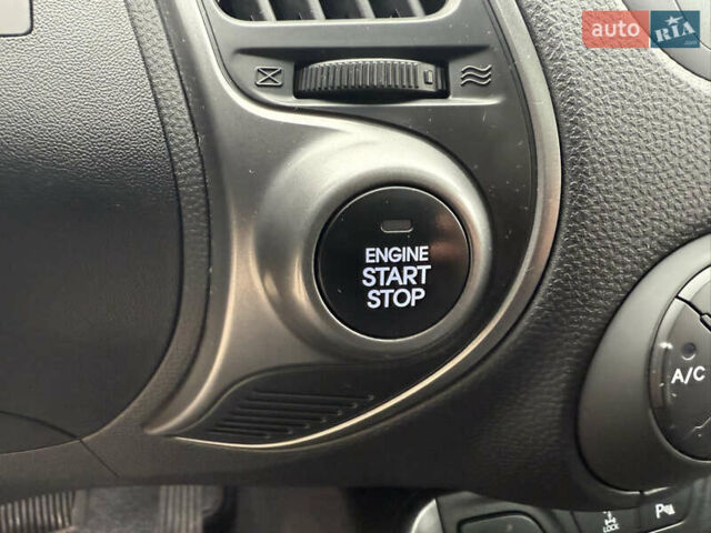 Коричневий Хендай іх35, об'ємом двигуна 2 л та пробігом 211 тис. км за 17400 $, фото 108 на Automoto.ua