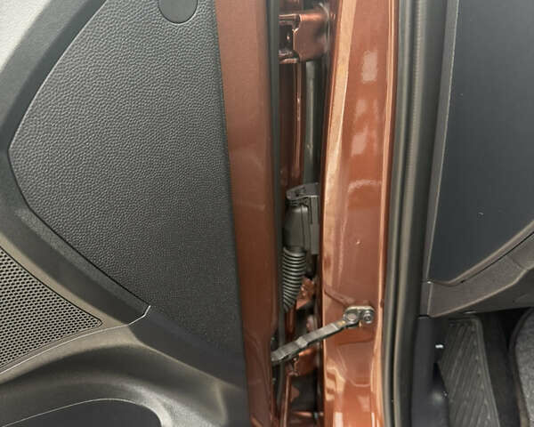 Коричневий Хендай іх35, об'ємом двигуна 2 л та пробігом 211 тис. км за 17400 $, фото 95 на Automoto.ua