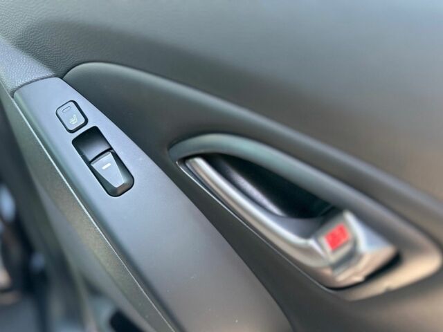 Хендай их35 2014 в Одессе на Automoto.ua Коричневый Хендай их35, объемом двигателя 2 л и пробегом 181 тыс. км за 8400 $, фото 13 на Automoto.ua