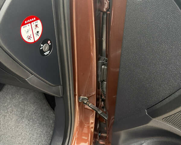 Коричневий Хендай іх35, об'ємом двигуна 2 л та пробігом 211 тис. км за 17400 $, фото 64 на Automoto.ua