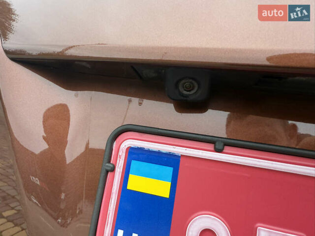 Коричневий Хендай іх35, об'ємом двигуна 2 л та пробігом 211 тис. км за 17400 $, фото 42 на Automoto.ua