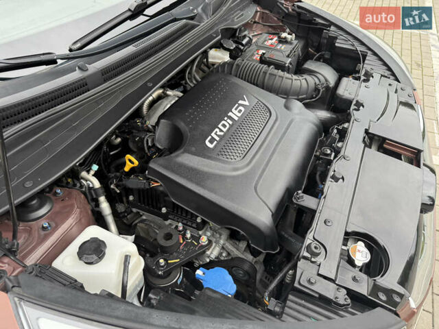 Коричневий Хендай іх35, об'ємом двигуна 2 л та пробігом 211 тис. км за 17400 $, фото 33 на Automoto.ua