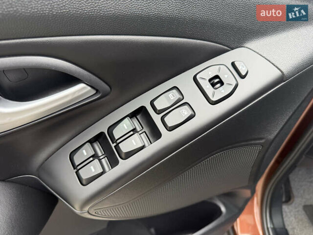 Коричневий Хендай іх35, об'ємом двигуна 2 л та пробігом 211 тис. км за 17400 $, фото 98 на Automoto.ua