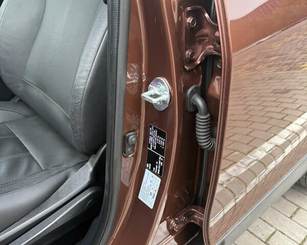 Коричневий Хендай іх35, об'ємом двигуна 2 л та пробігом 211 тис. км за 17400 $, фото 94 на Automoto.ua