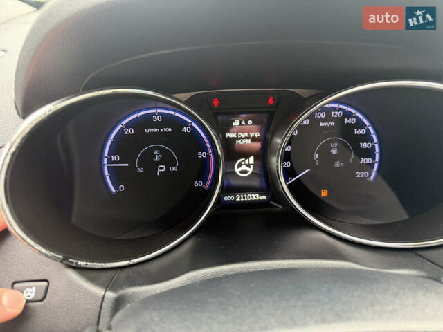 Коричневий Хендай іх35, об'ємом двигуна 2 л та пробігом 211 тис. км за 17400 $, фото 110 на Automoto.ua