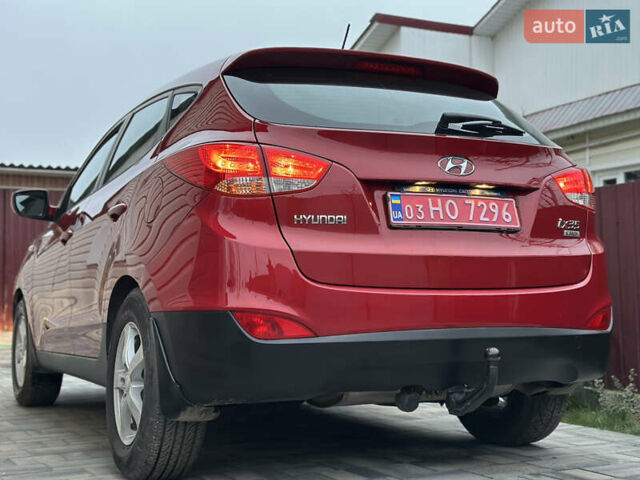 Червоний Хендай іх35, об'ємом двигуна 1.7 л та пробігом 240 тис. км за 10700 $, фото 15 на Automoto.ua
