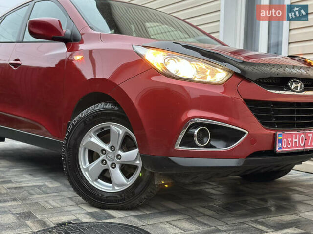 Червоний Хендай іх35, об'ємом двигуна 1.7 л та пробігом 240 тис. км за 10700 $, фото 23 на Automoto.ua