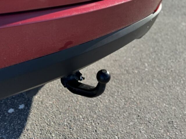 Красный Хендай их35, объемом двигателя 1.7 л и пробегом 285 тыс. км за 10999 $, фото 10 на Automoto.ua