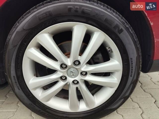 Красный Хендай их35, объемом двигателя 2 л и пробегом 238 тыс. км за 10800 $, фото 34 на Automoto.ua