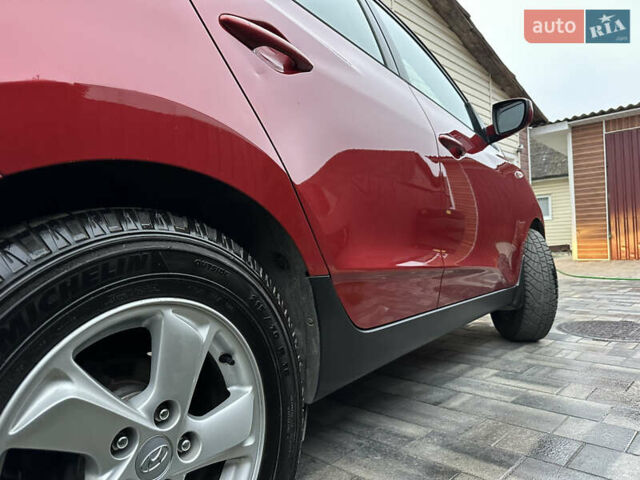 Червоний Хендай іх35, об'ємом двигуна 1.7 л та пробігом 240 тис. км за 10700 $, фото 22 на Automoto.ua