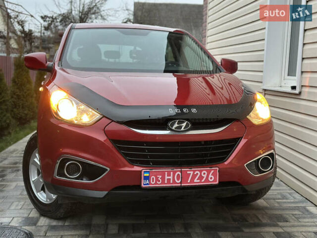 Червоний Хендай іх35, об'ємом двигуна 1.7 л та пробігом 240 тис. км за 10700 $, фото 3 на Automoto.ua